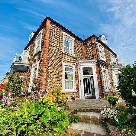 Fishtail House - Stylish Apartments Minutes From The Sea ホーンジー エクステリア 写真