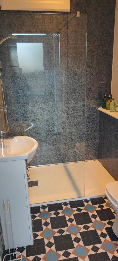 Fishtail House - Stylish Apartments Minutes From The Sea ホーンジー エクステリア 写真