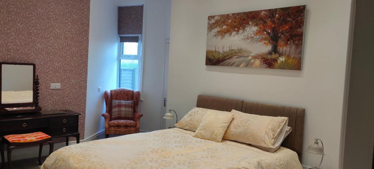 Fishtail House - Stylish Apartments Minutes From The Sea ホーンジー エクステリア 写真